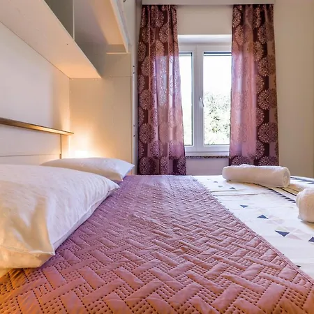 아파트 Garden View