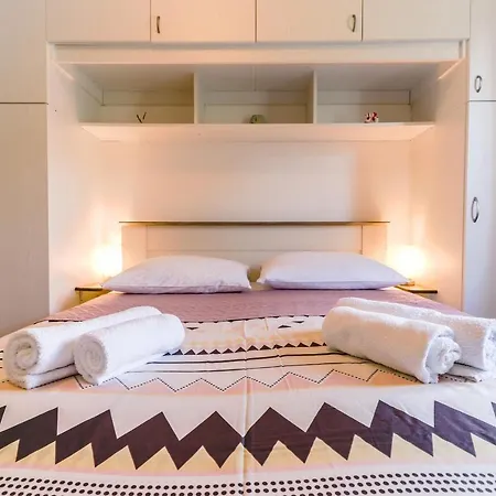 아파트 Garden View 브르사르