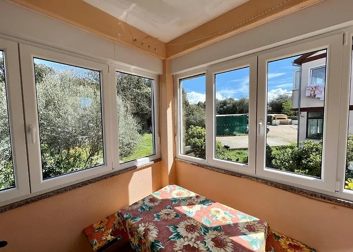 Garden View Appartement Vrsar